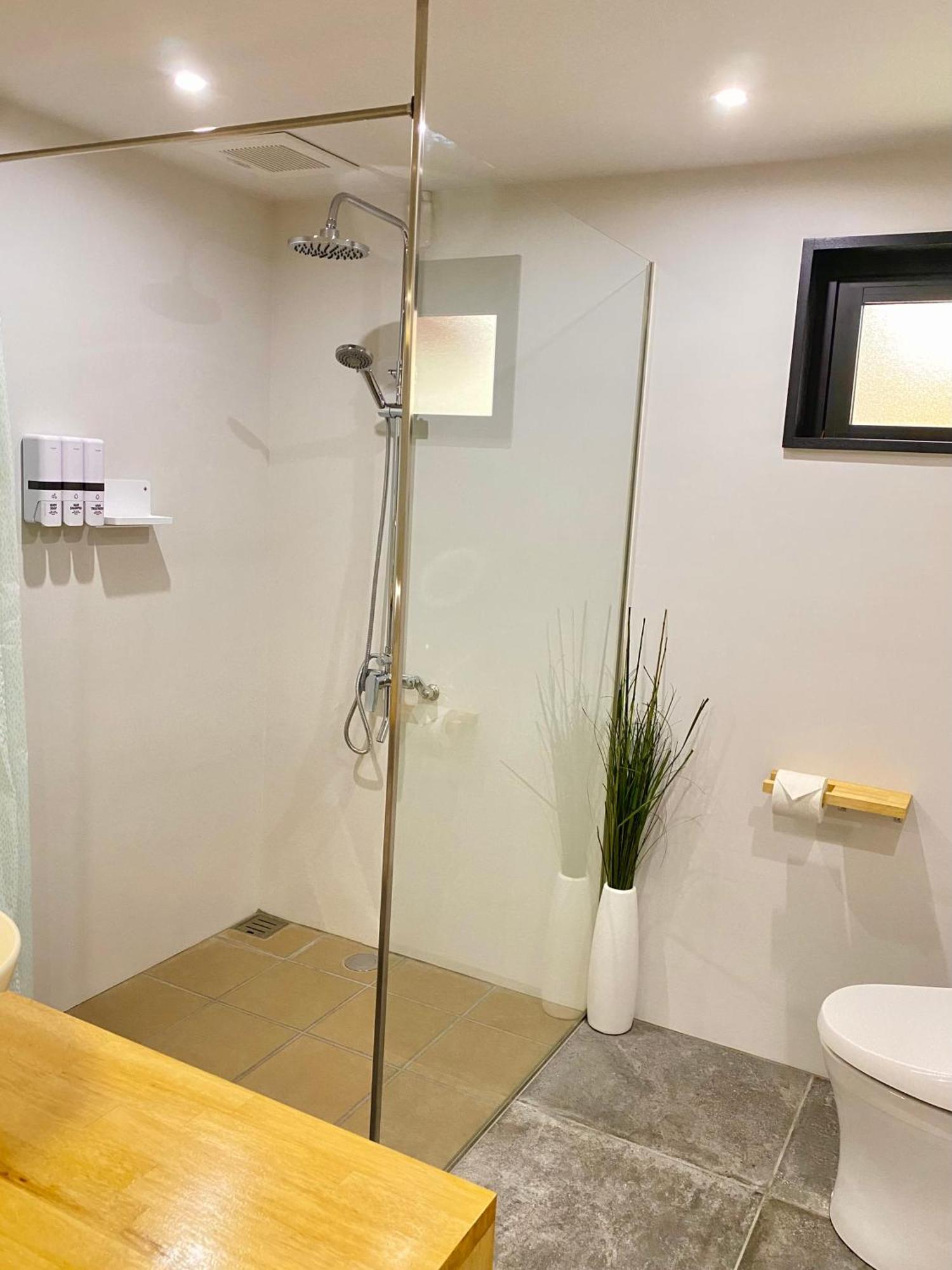 موتوبو Hotel Little Swiss House المظهر الخارجي الصورة